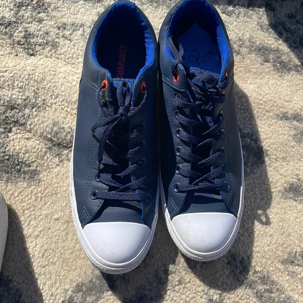 Men’s Converse Chuck Taylor All Star Low navy blue sneaker shoe lace like new!